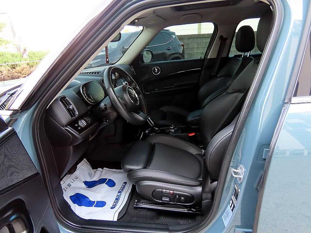 Mini Countryman - Vista 5