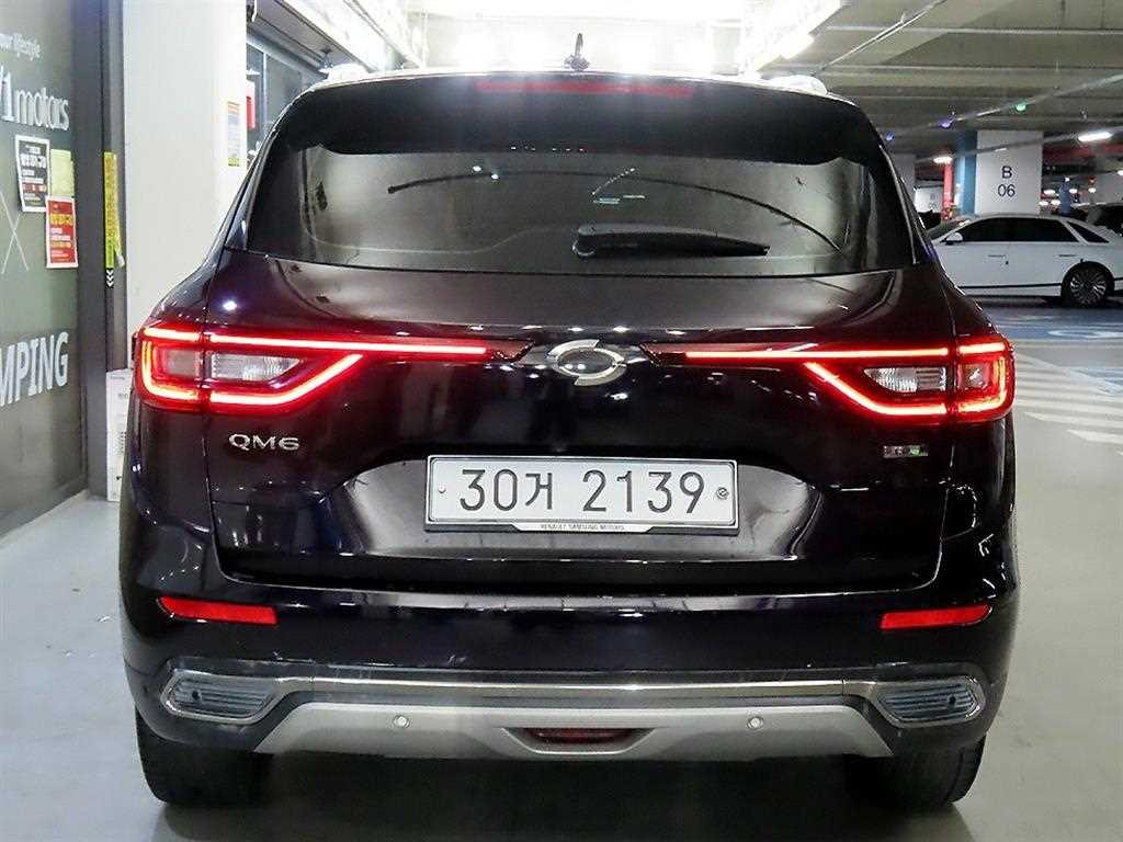 SAMSUNG QM6 - Vista 5