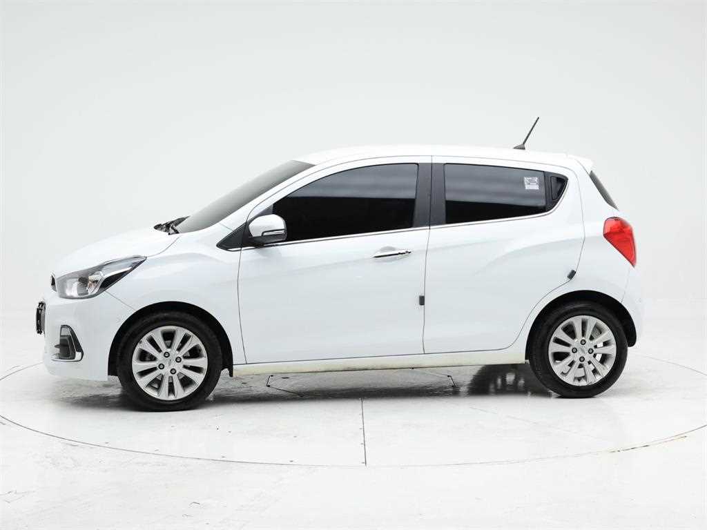 Chevrolet Spark - Vista 3