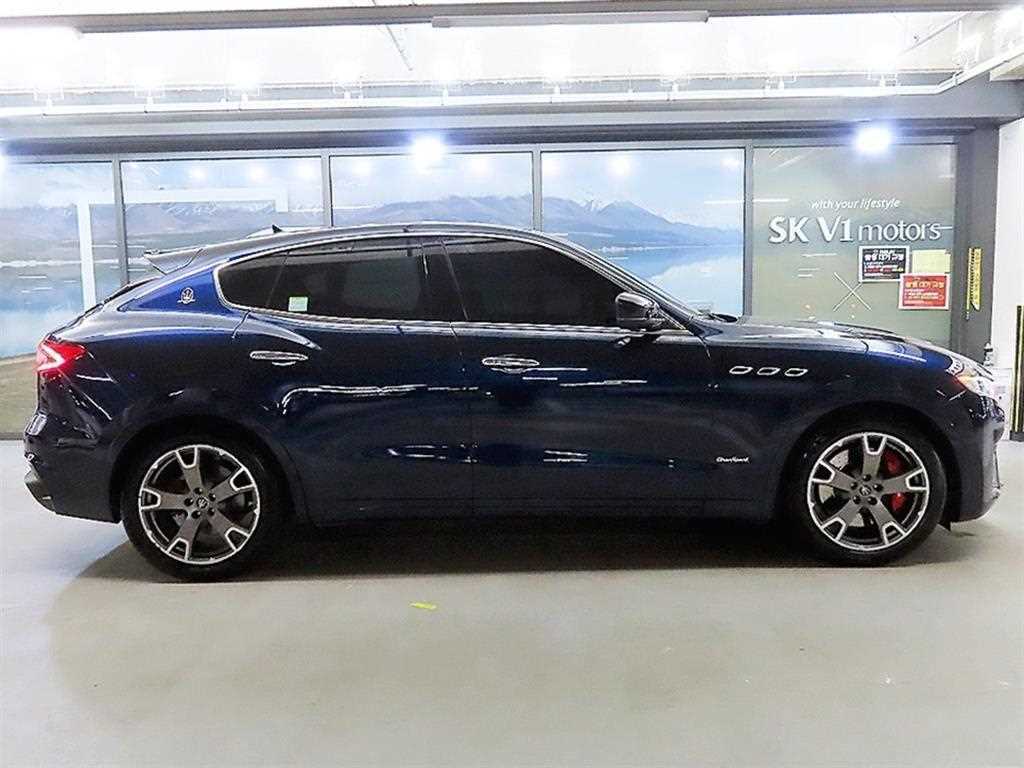 Maserati Levante - Vista 4