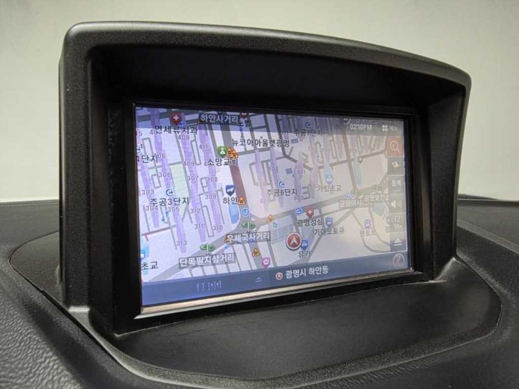 Ssangyong Korando - Vista 12