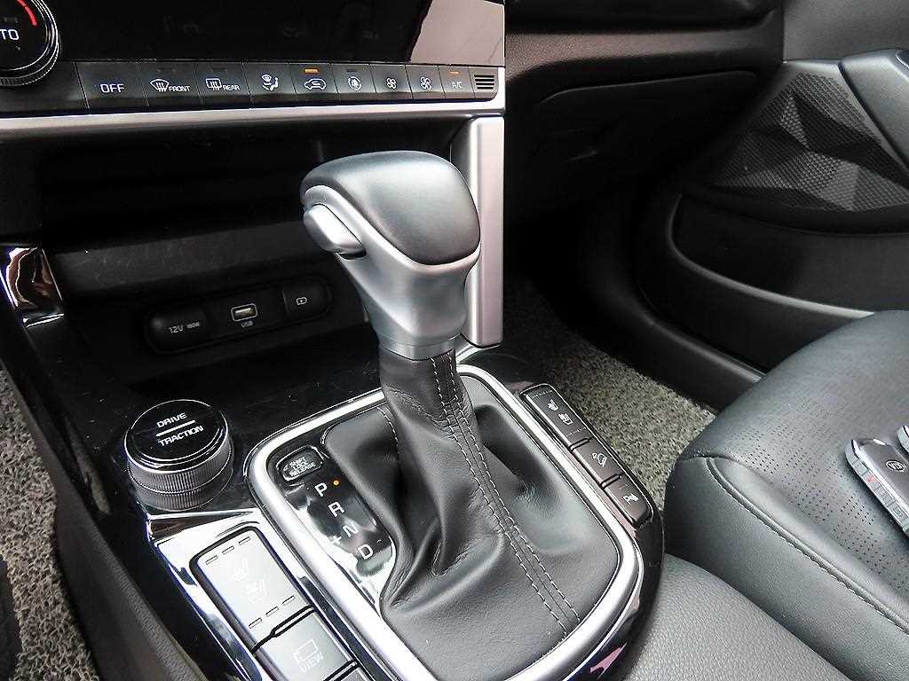 KIA Seltos - Vista 11