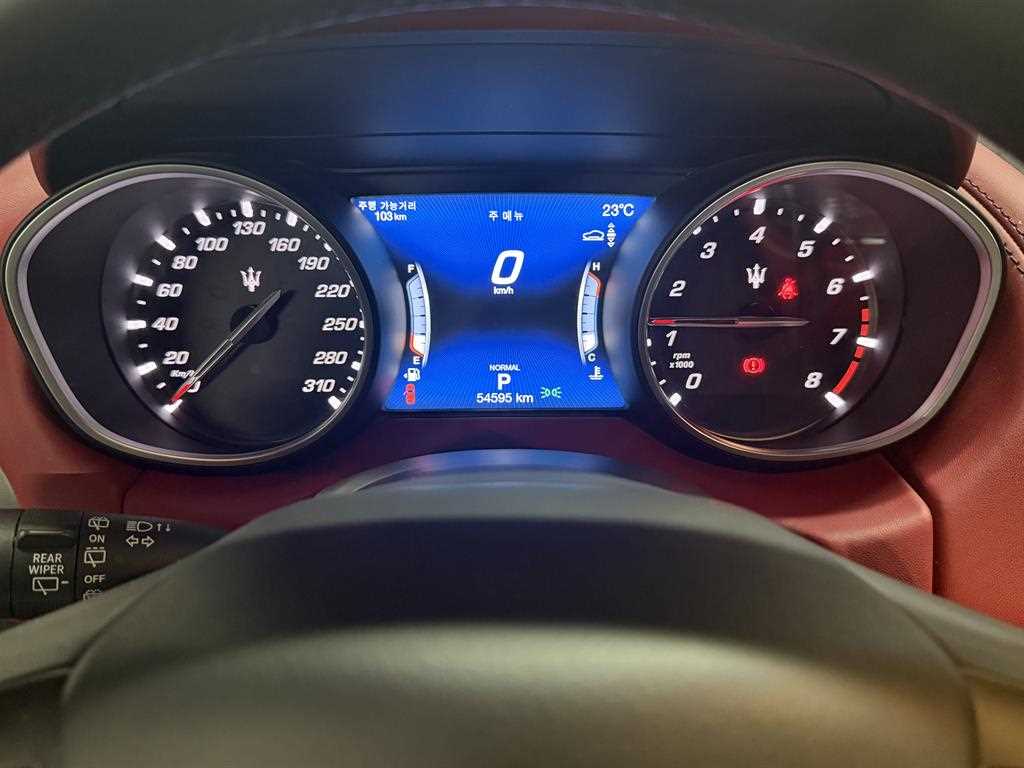 Maserati Levante - Vista 10