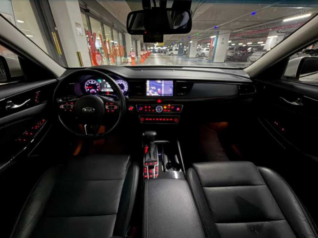 KIA K7 - Vista 6
