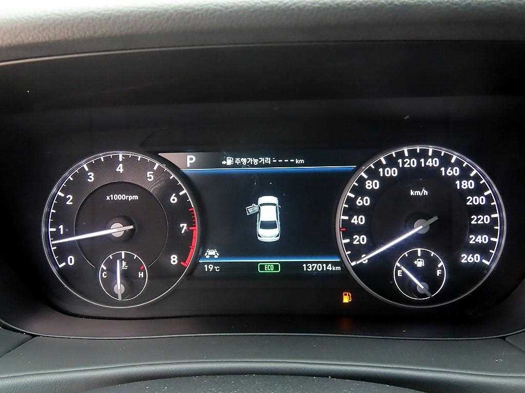 Genesis EQ900 - Vista 9