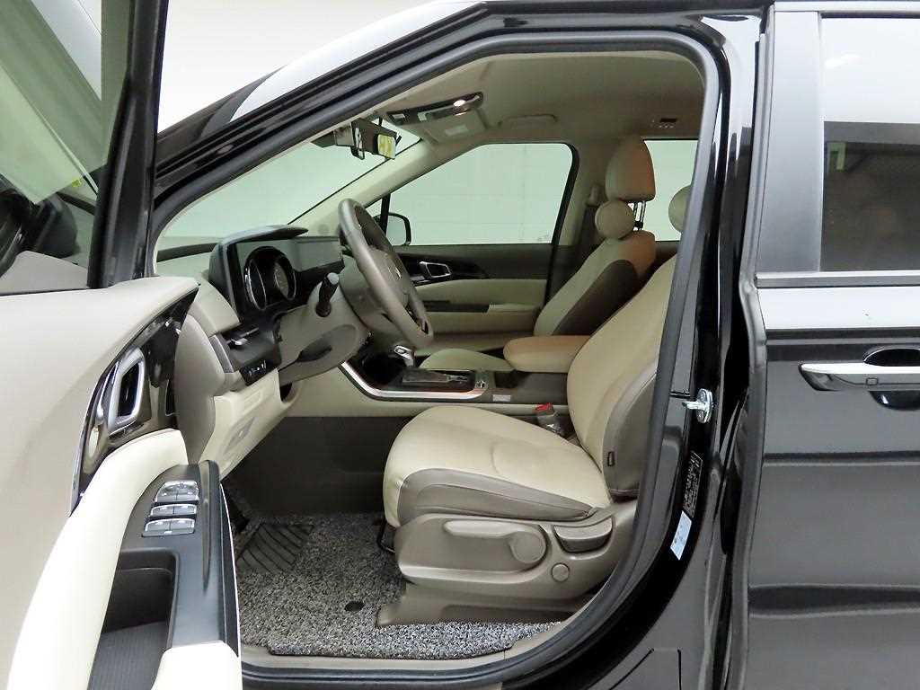 KIA Carnival 2021 Negro - Importación desde Corea - HF Imports Iquique - Foto 13