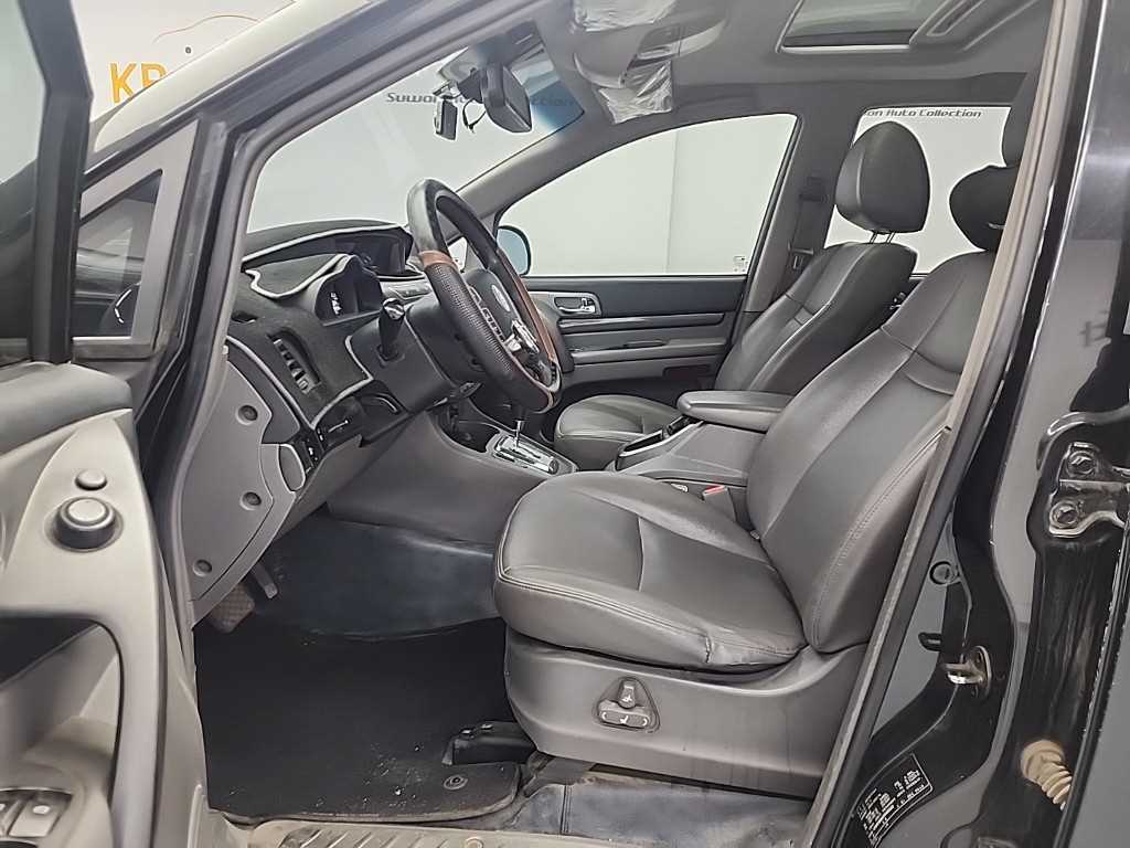 Ssangyong Korando - Vista 11