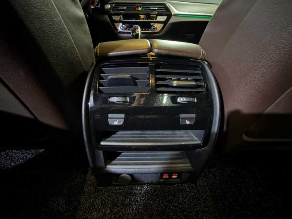 BMW 5 Series 2021 - Importación desde Corea - HF Imports Iquique - Foto 16