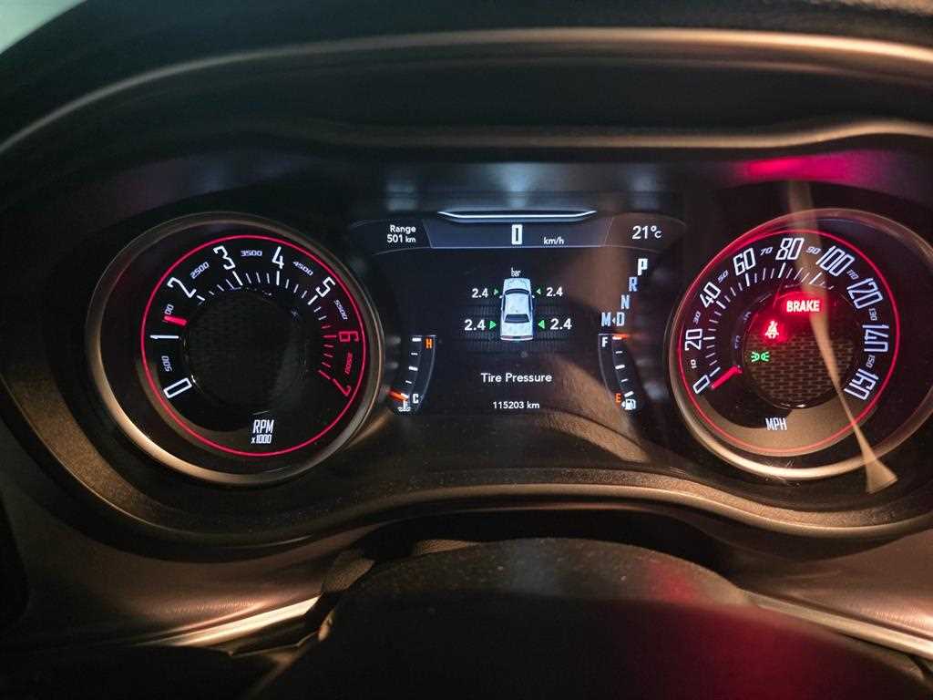 DODGE Challenger 2019 Negro - Importación desde Corea - HF Imports Iquique - Foto 13