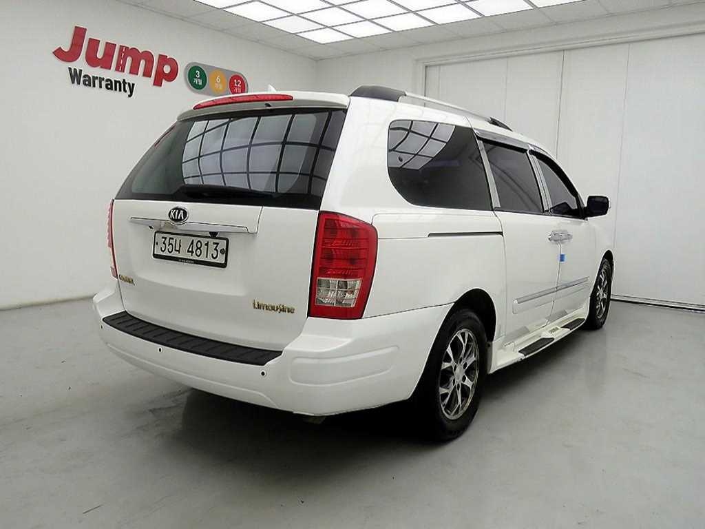 KIA Carnival - Vista 4