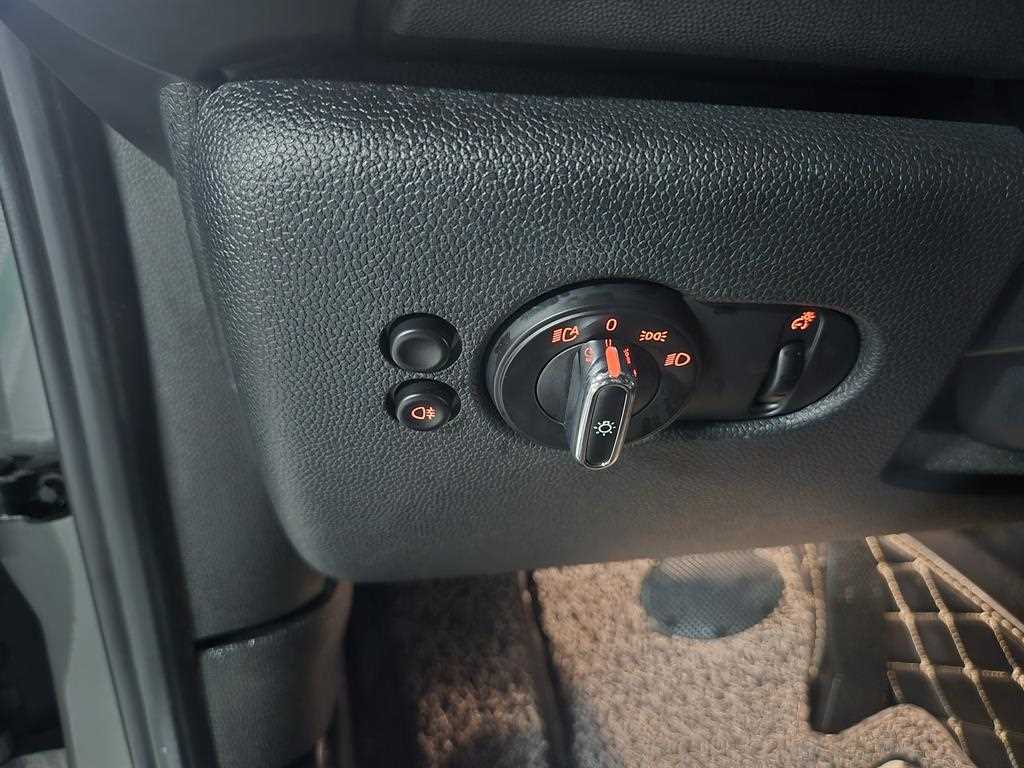 Mini Cooper - Vista 11