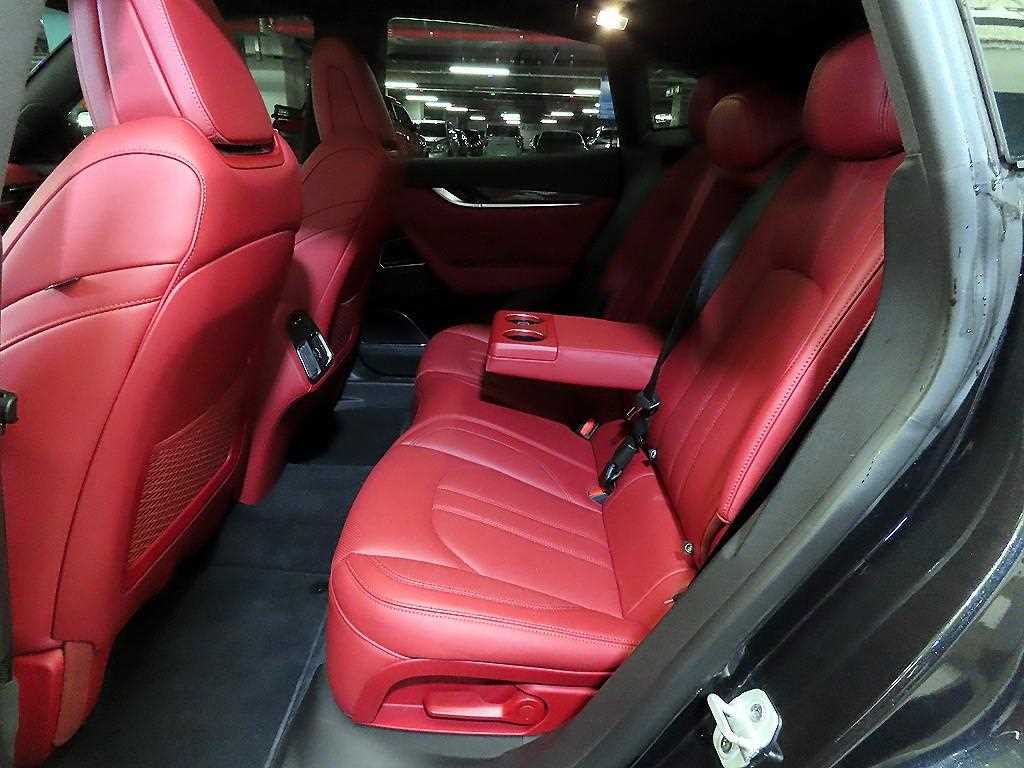 Maserati Levante - Vista 8