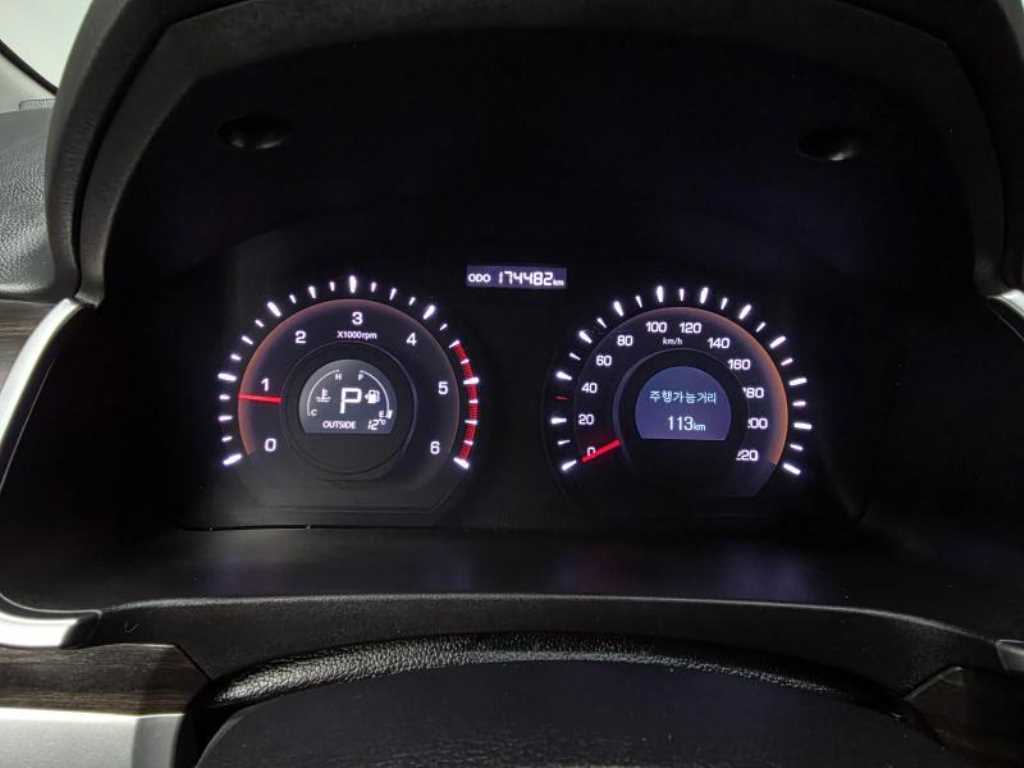 Ssangyong Korando - Vista 5