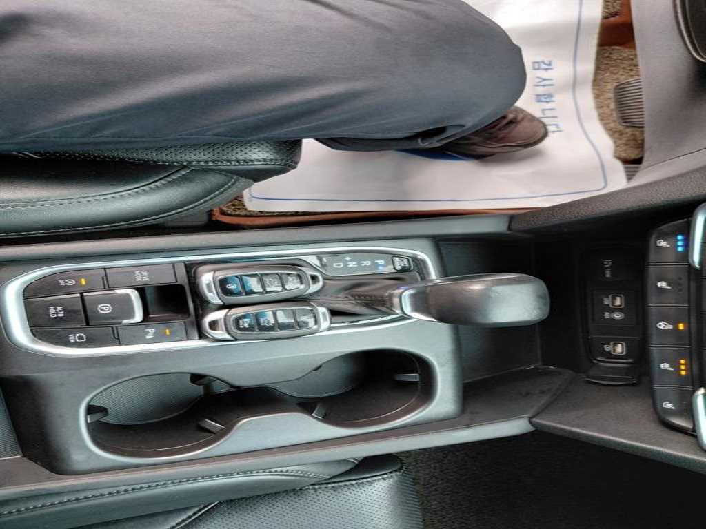 HYUNDAI Santa Fe 2019 Gris - Importación desde Corea - HF Imports Iquique - Foto 18