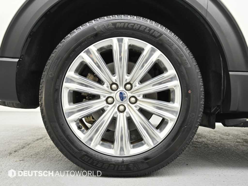 Ford Explorer - Vista 5