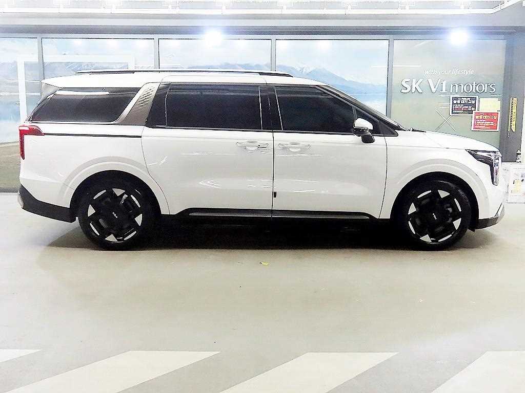 KIA Carnival - Vista 3