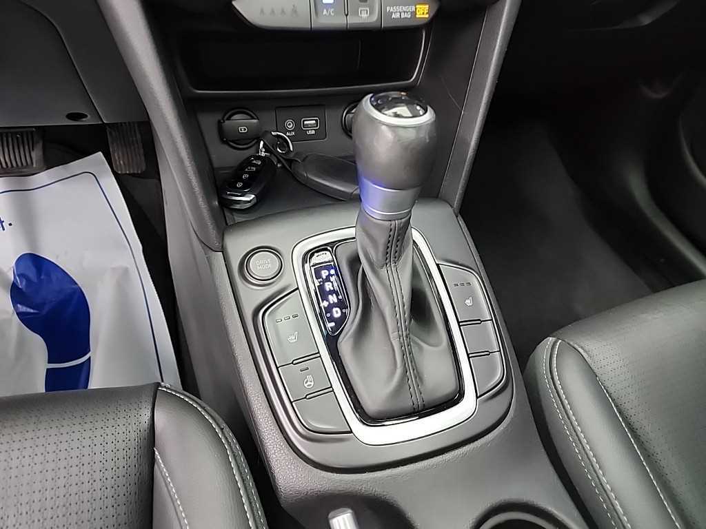 HYUNDAI Kona - Vista 8