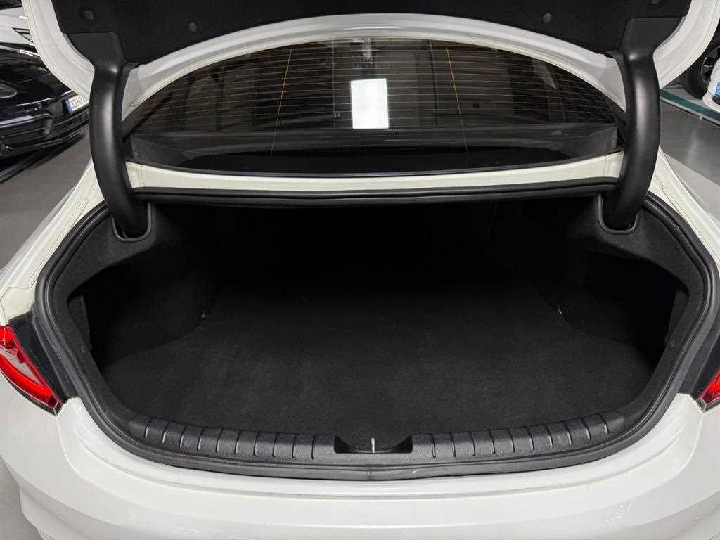 HYUNDAI Grandeur 2019 Blanco - Importación desde Corea - HF Imports Iquique - Foto 19