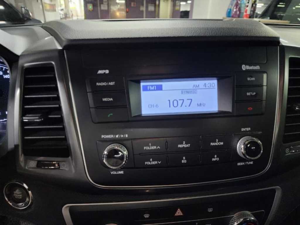 Ssangyong Rexton - Vista 9