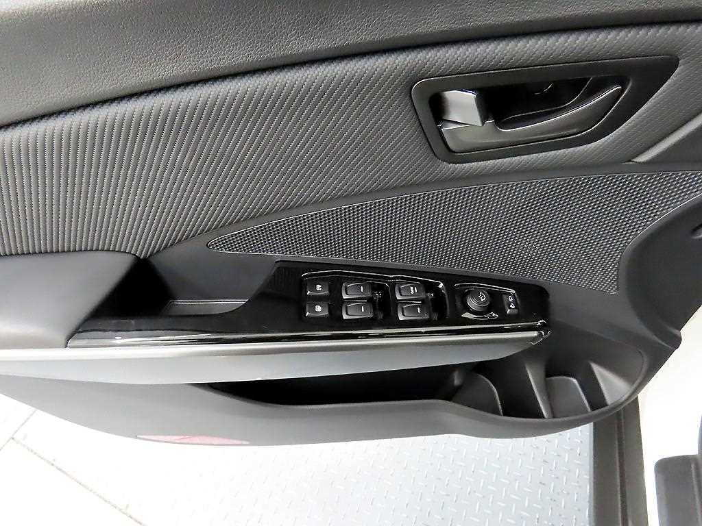 Ssangyong Tivoli - Vista 11