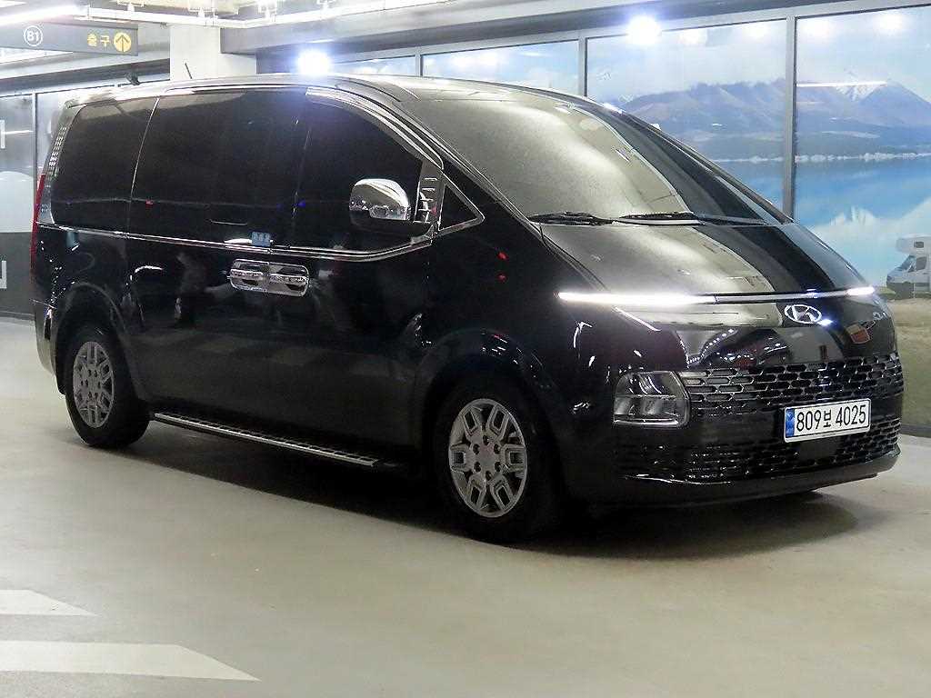 HYUNDAI Staria 2022 Negro - Importación desde Corea - HF Imports Iquique - Foto 1