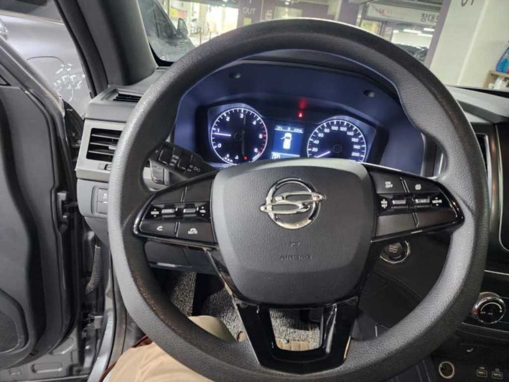 Ssangyong Rexton - Vista 8