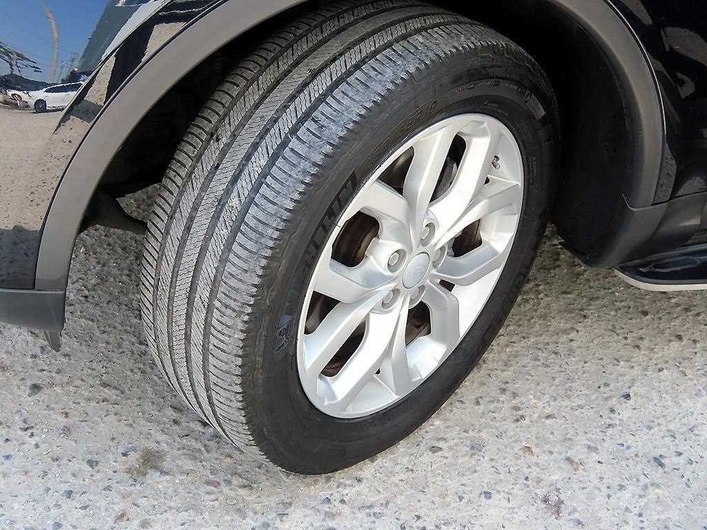 Land Rover Discovery 2018 Negro - Importación desde Corea - HF Imports Iquique - Foto 20