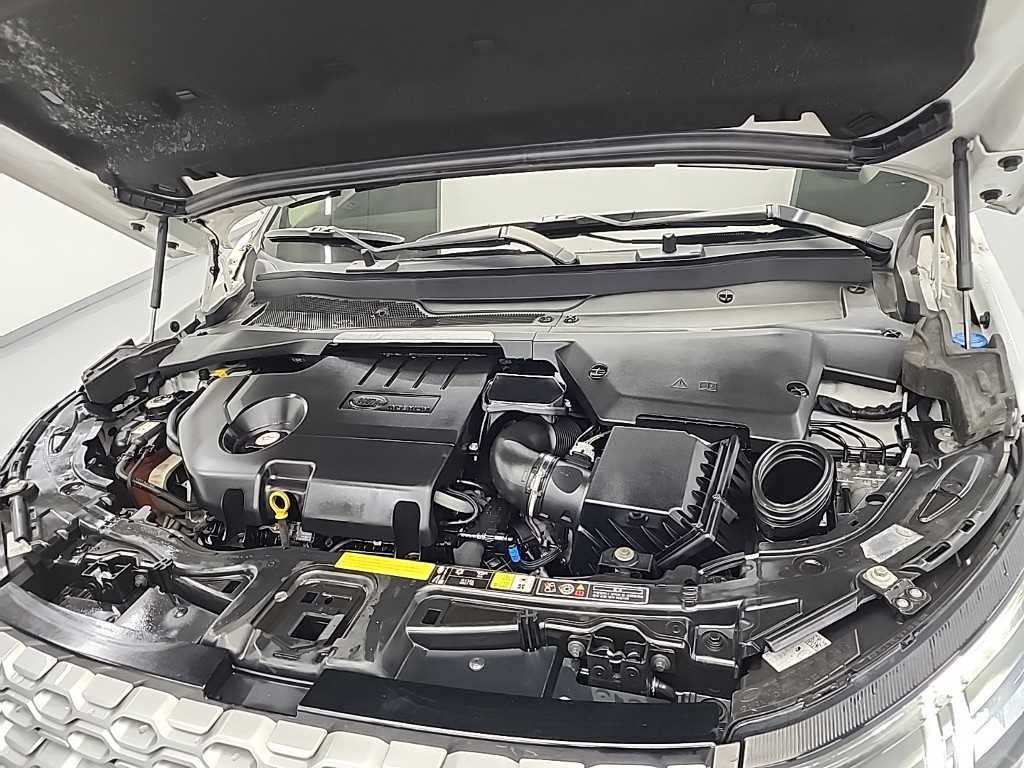 Land Rover Discovery Sports - Vista 5