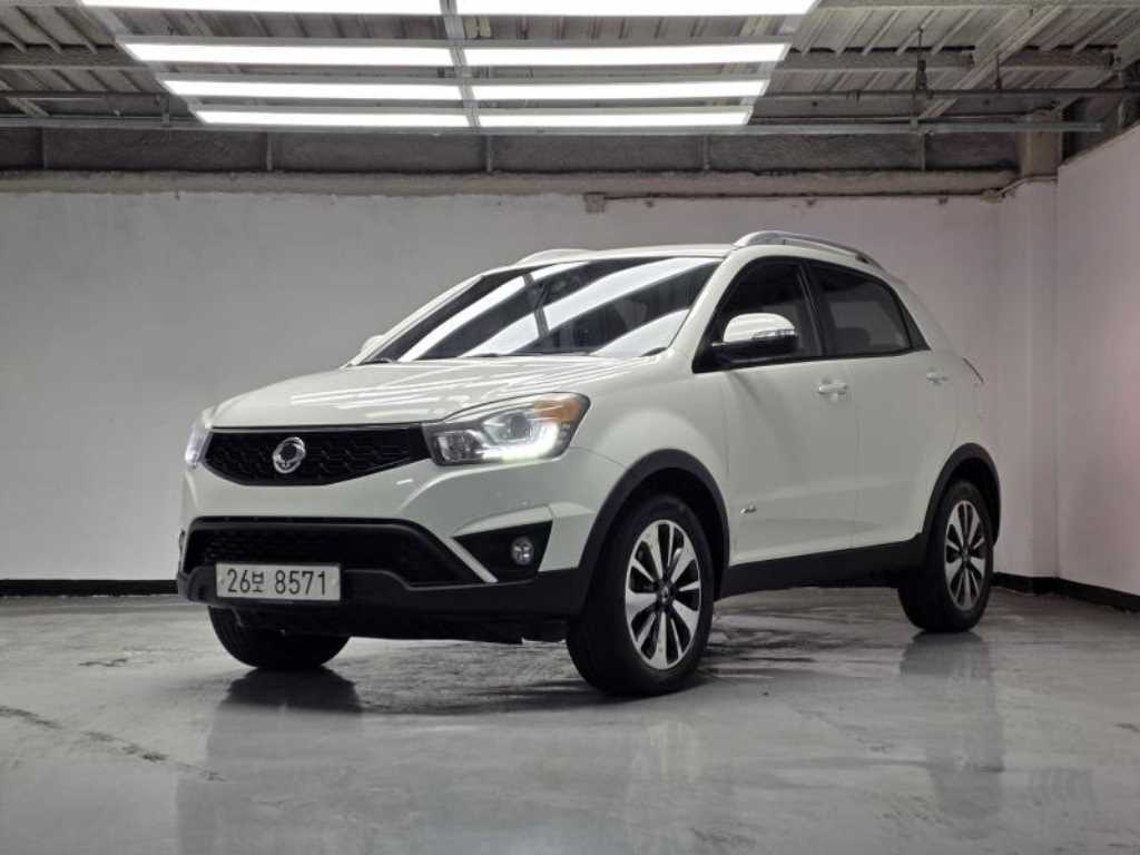 Ssangyong Korando 2015 Blanco - Importación desde Corea - HF Imports Iquique - Foto 1