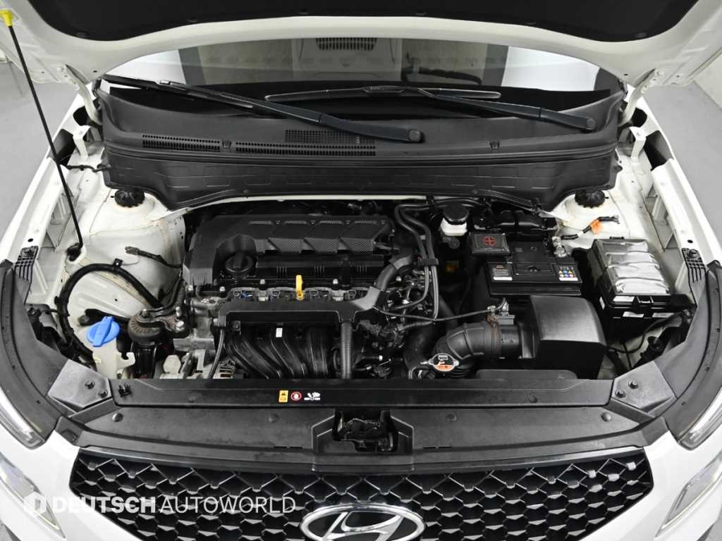 HYUNDAI Venue - Vista 6