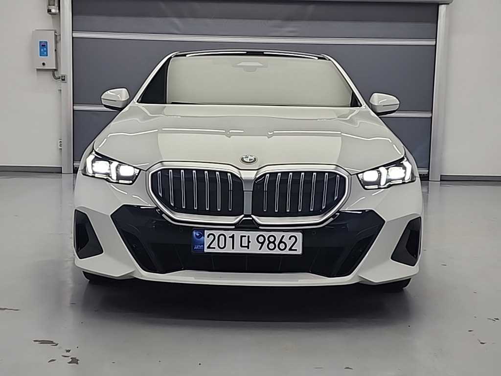 BMW 5 Series - Vista 2