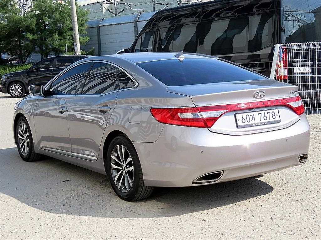 HYUNDAI Grandeur - Vista 3