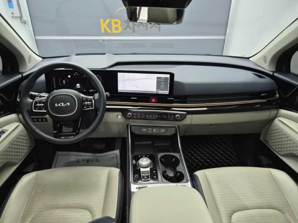KIA Carnival - Vista 10