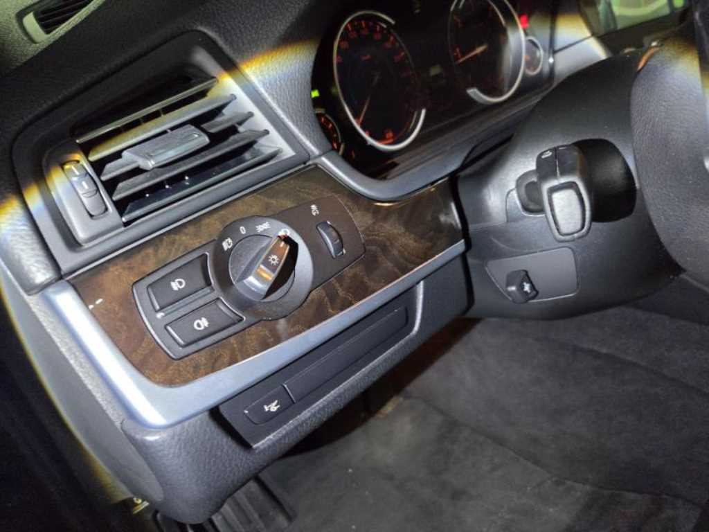 BMW 5 Series - Vista 10