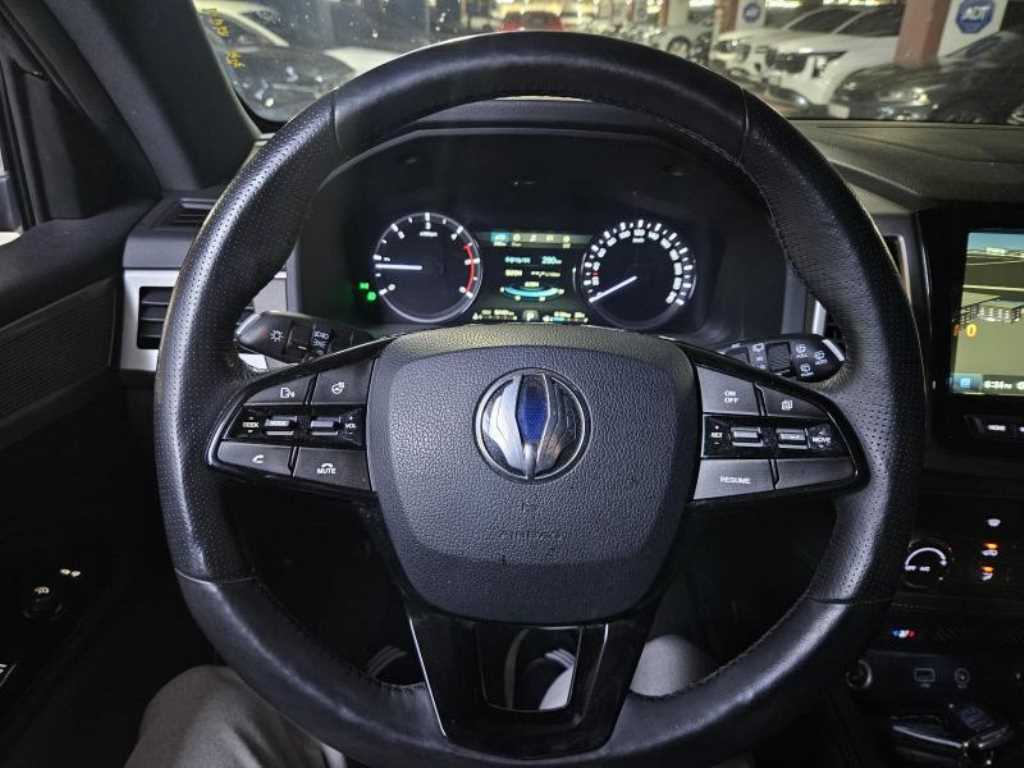 Ssangyong Rexton - Vista 10