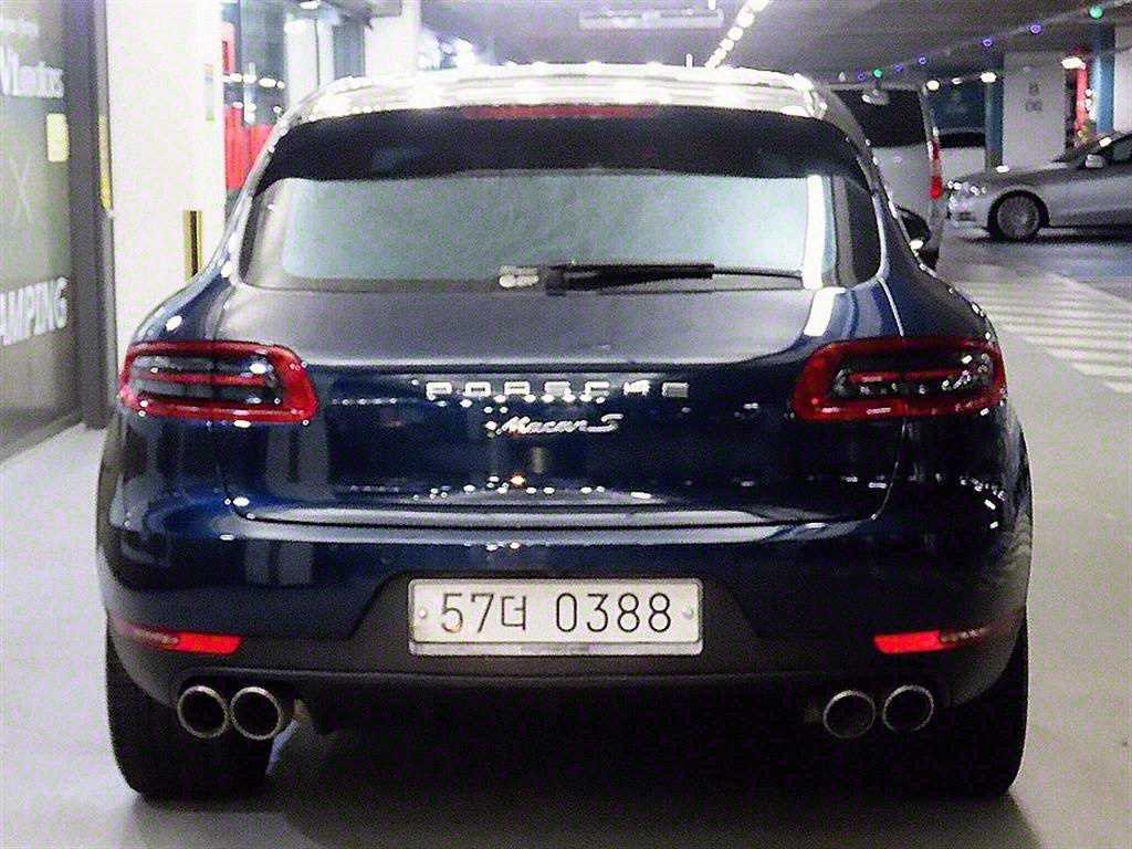 Porsche Macan - Vista 6