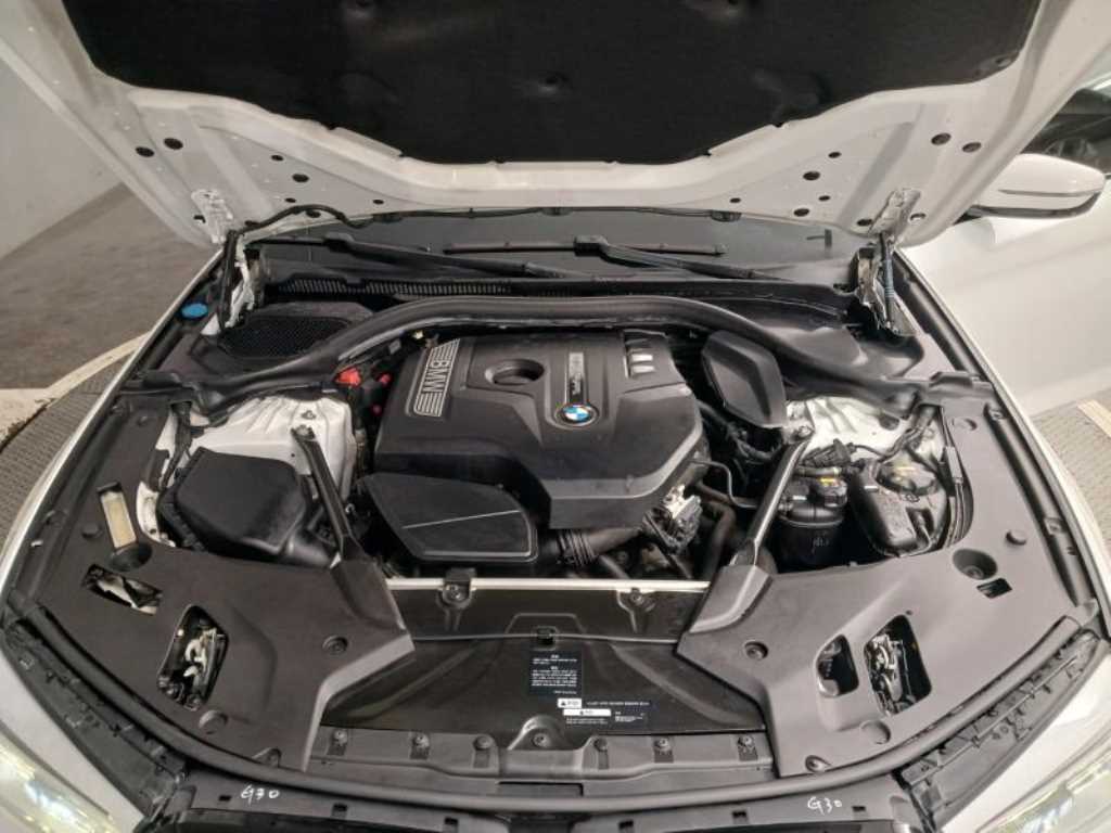 BMW 5 Series 2017 Blanco - Importación desde Corea - HF Imports Iquique - Foto 19