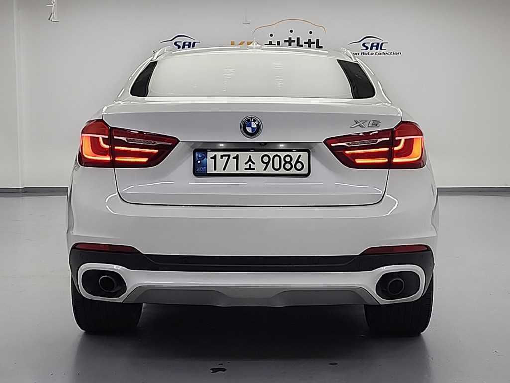 BMW X6 - Vista 3