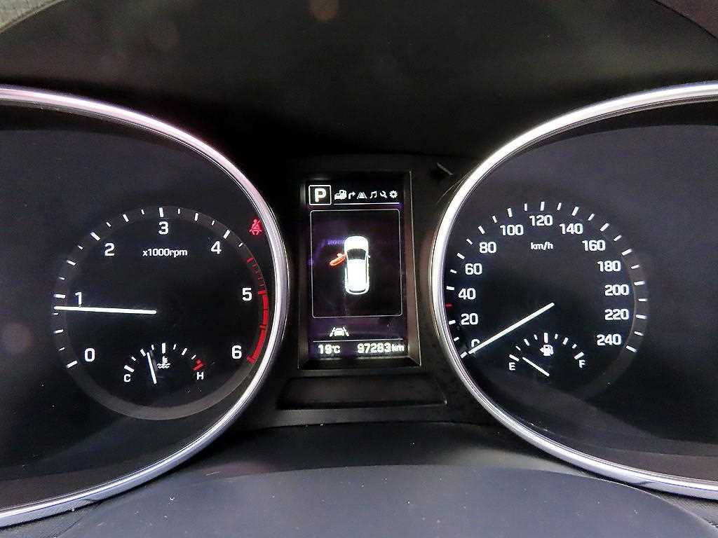 HYUNDAI Santa Fe - Vista 9