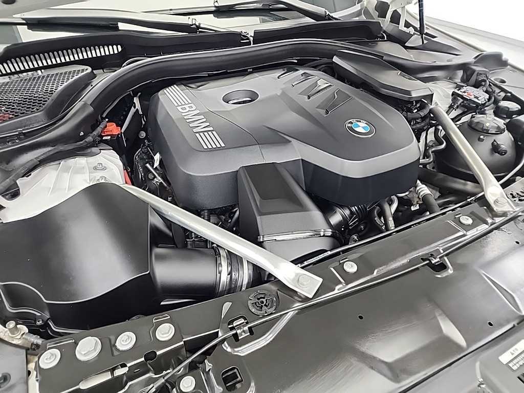 BMW 5 Series - Vista 5