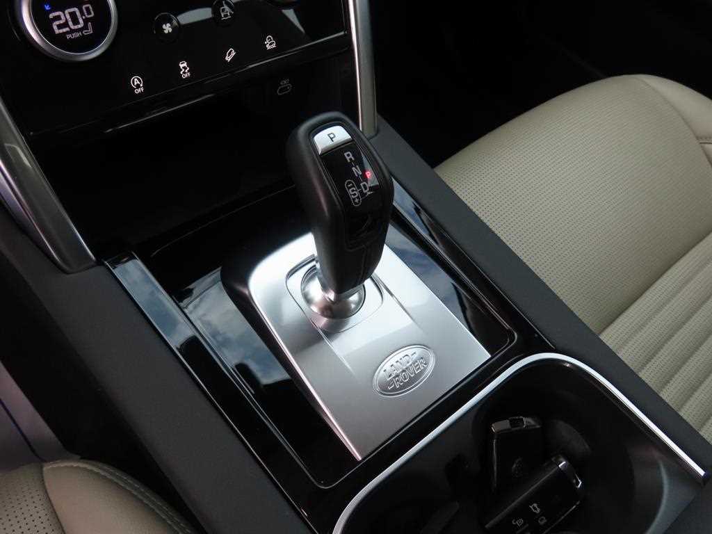 Land Rover Discovery Sports - Vista 12