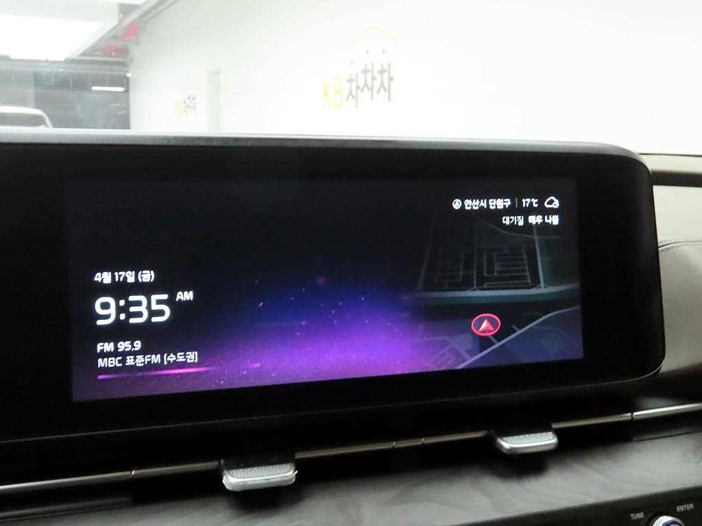 KIA Carnival - Vista 9