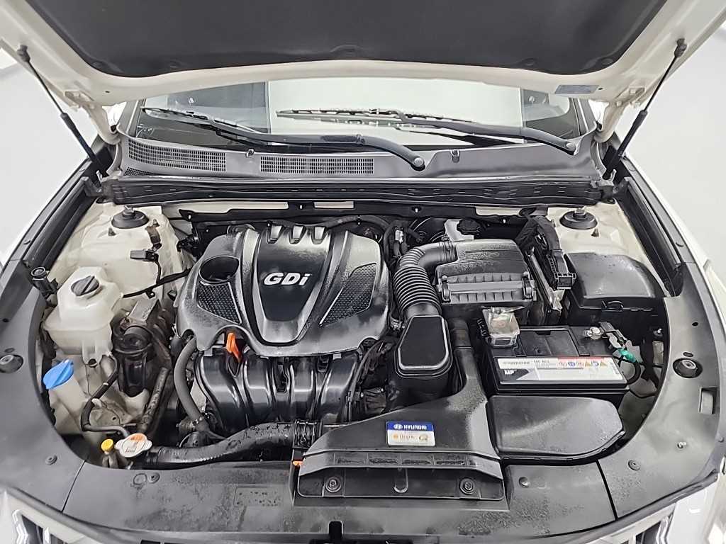 HYUNDAI Grandeur - Vista 5