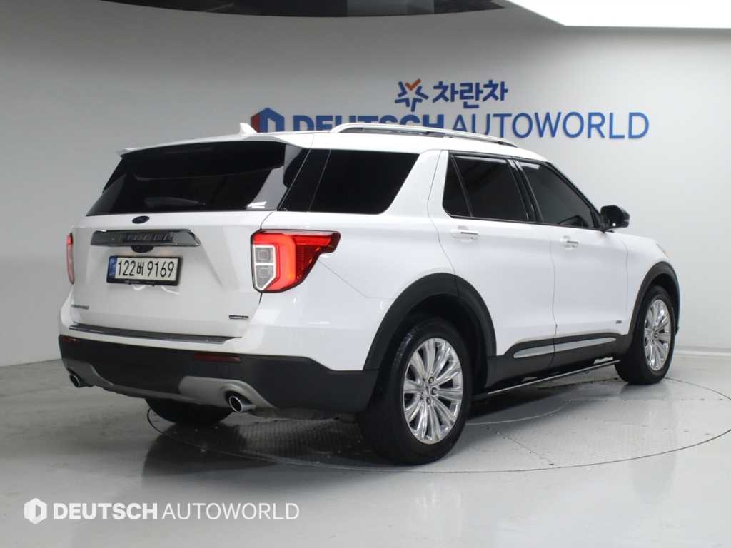 Ford Explorer - Vista 2
