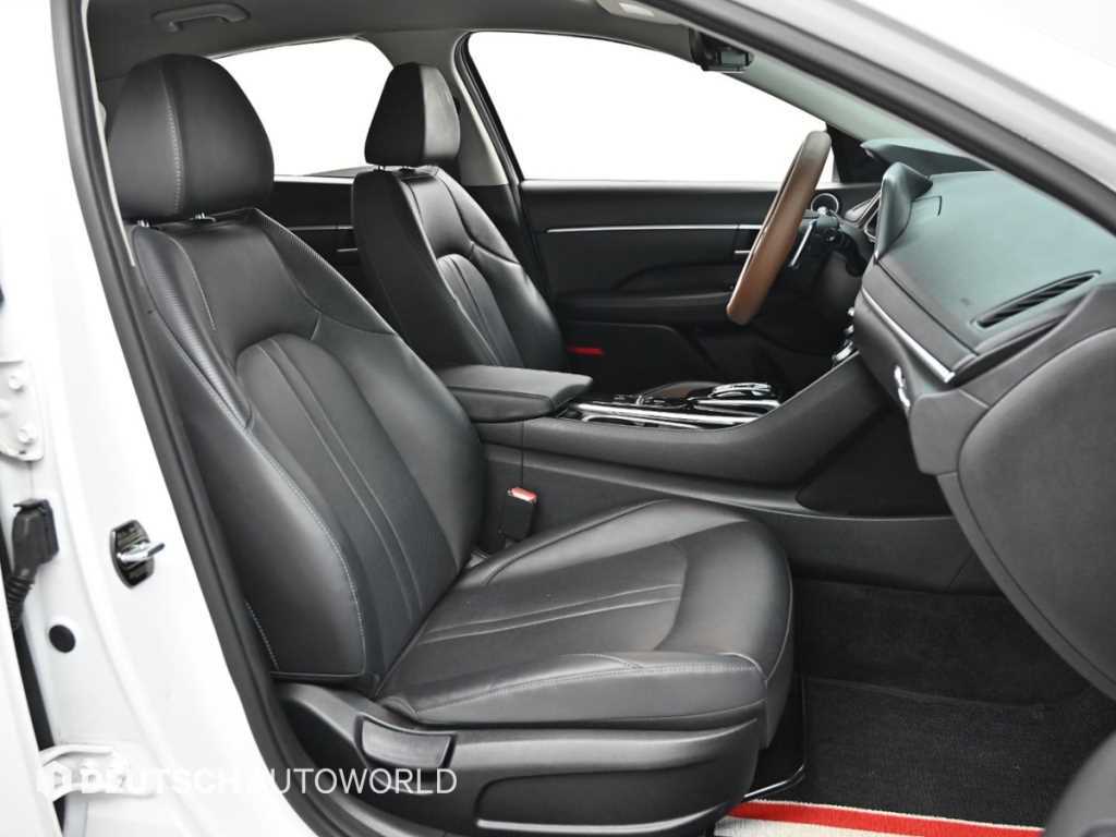 HYUNDAI Sonata - Vista 10