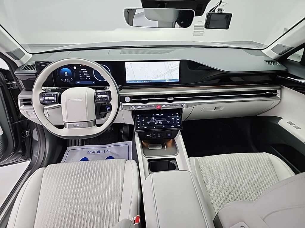 HYUNDAI Grandeur - Vista 7