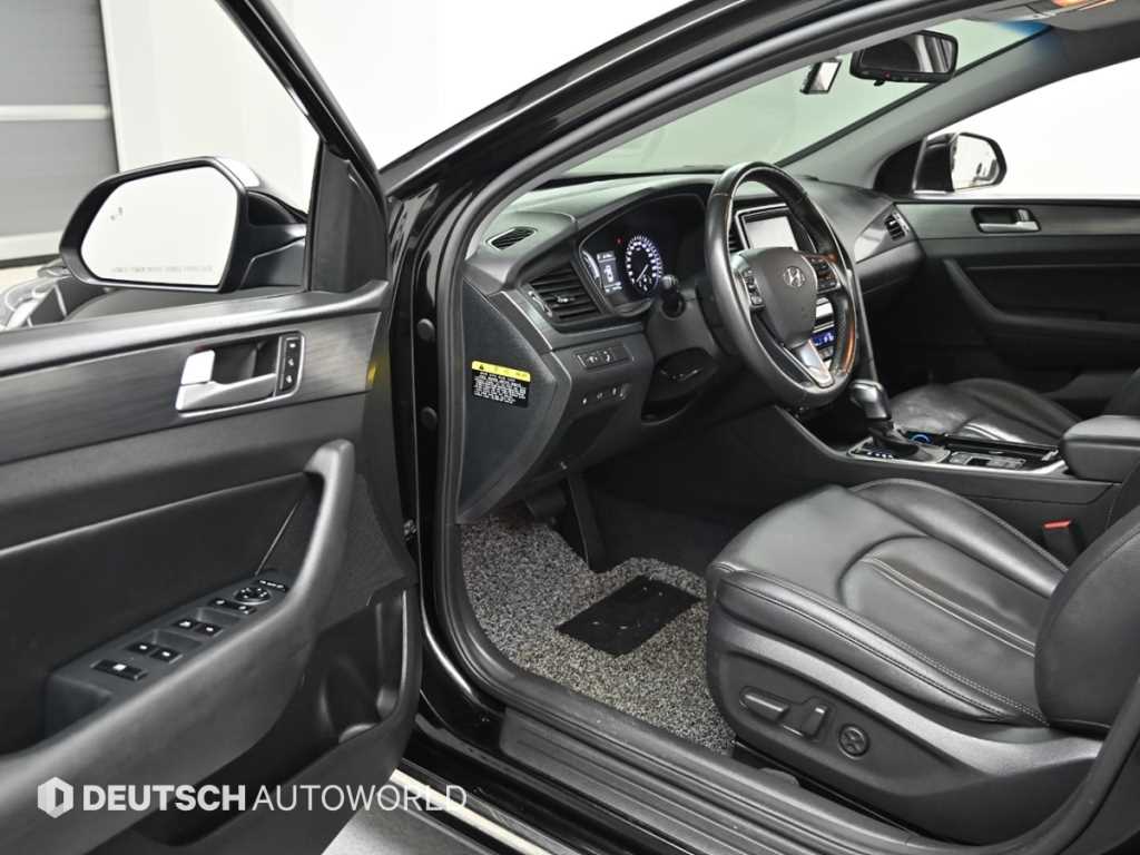 HYUNDAI Sonata - Vista 11