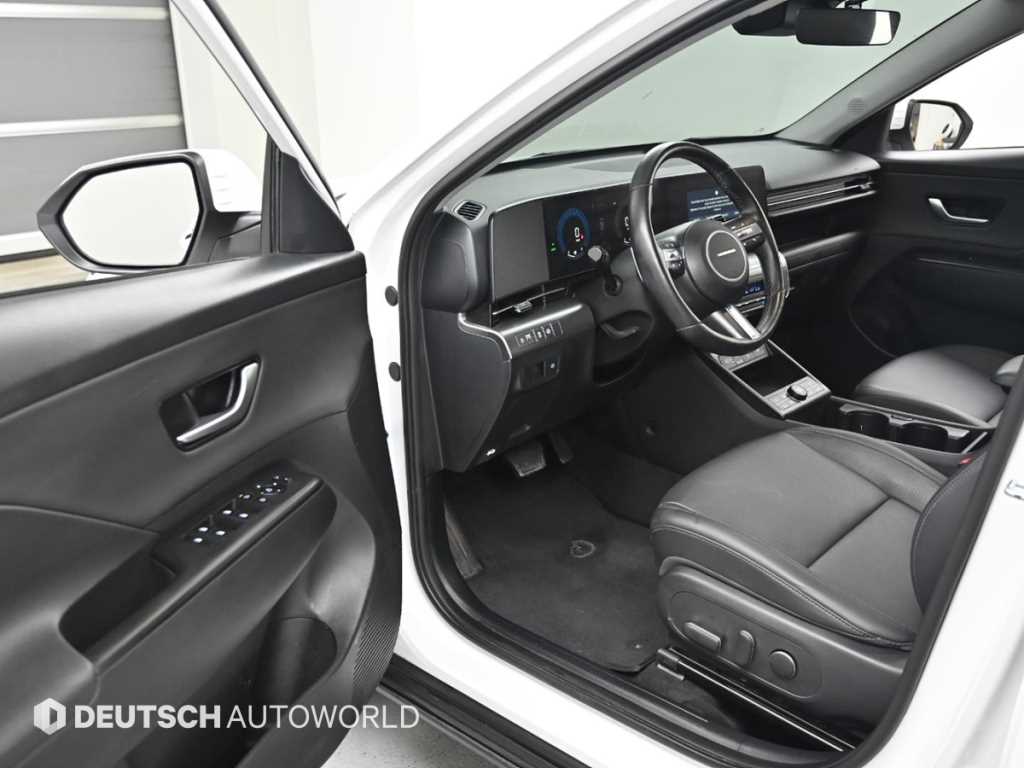 HYUNDAI Kona - Vista 11