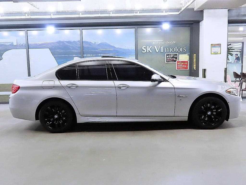 BMW 5 Series - Vista 3