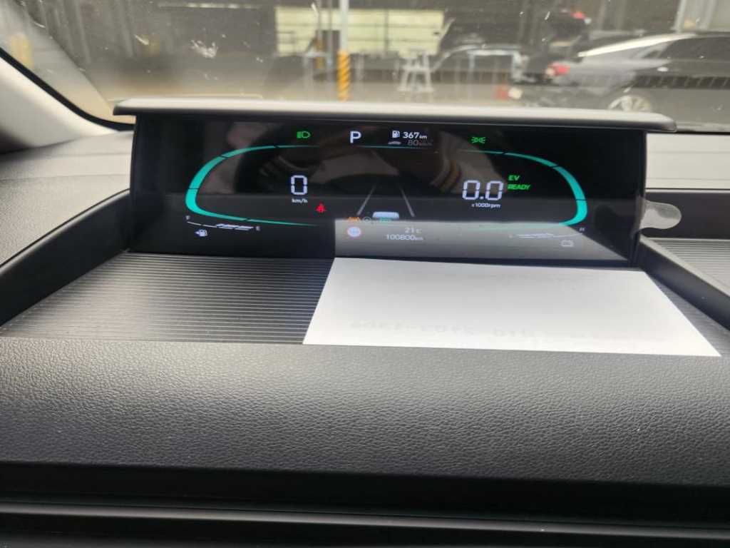 HYUNDAI Staria - Vista 4